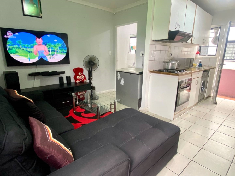 2 Bedroom Property for Sale in Maitland Western Cape